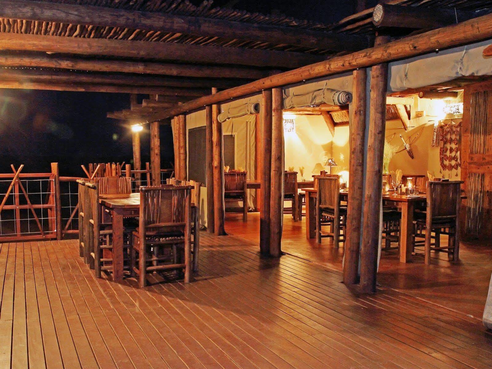 Xaus Lodge Twee Rivieren Exterior photo